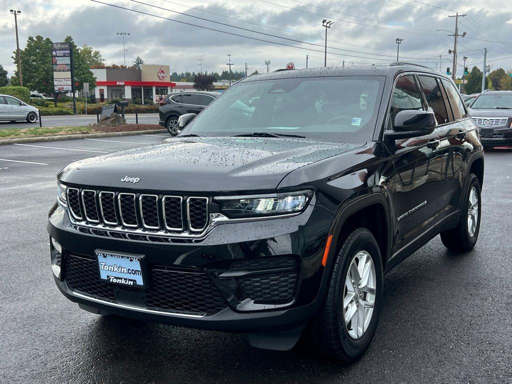 used 2024 Jeep Grand Cherokee car, priced at $32,997