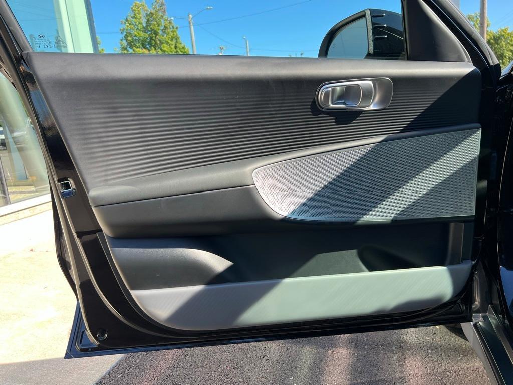 new 2025 Hyundai IONIQ 6 car, priced at $43,665