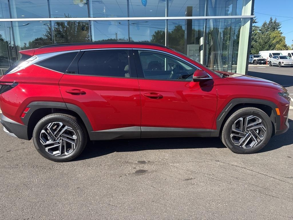used 2025 Hyundai TUCSON Hybrid car, priced at $39,999