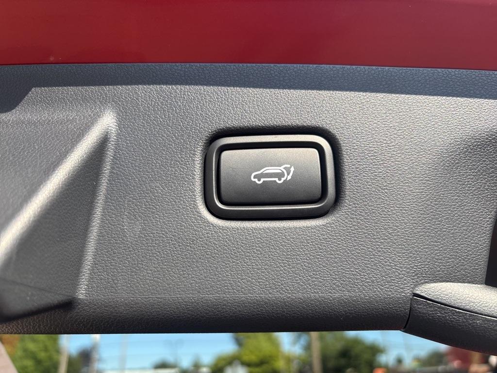 used 2025 Hyundai TUCSON Hybrid car, priced at $39,999