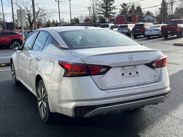 used 2022 Nissan Altima car, priced at $19,999