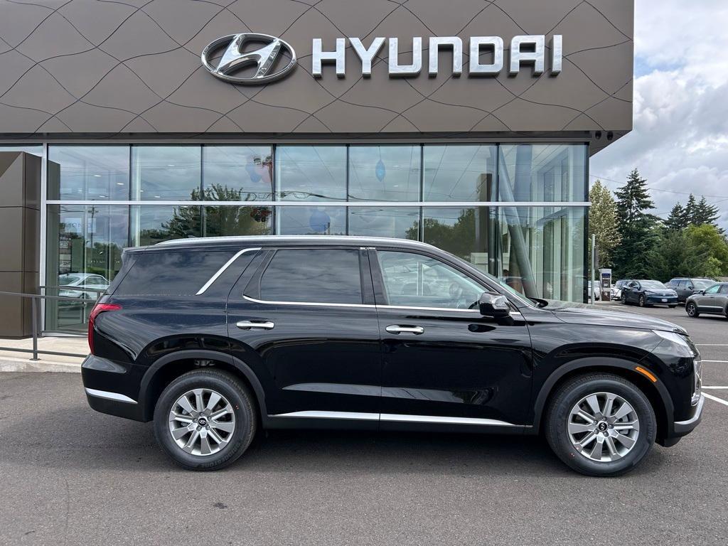 new 2025 Hyundai Palisade car, priced at $43,240