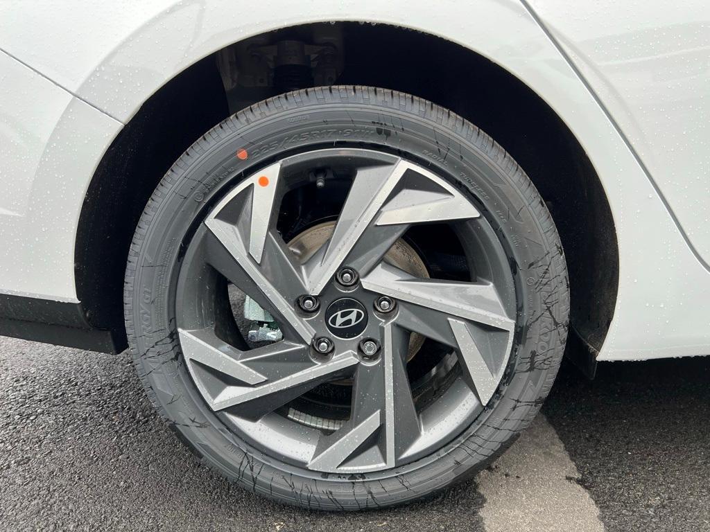 new 2025 Hyundai ELANTRA HEV car, priced at $27,181