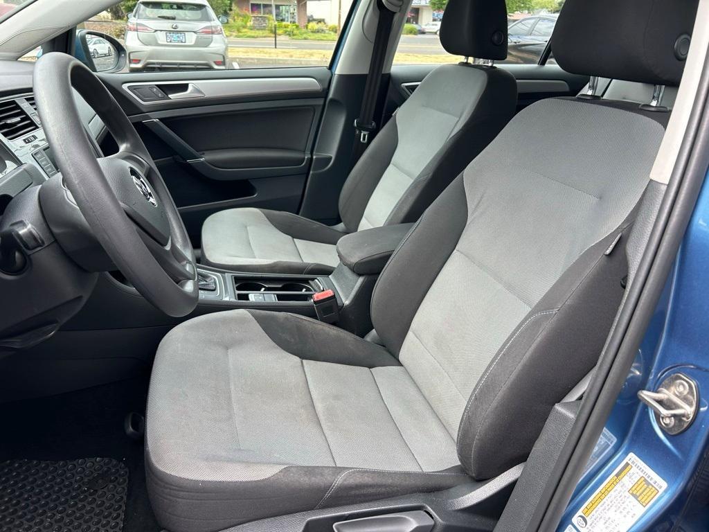 used 2016 Volkswagen e-Golf car, priced at $10,888