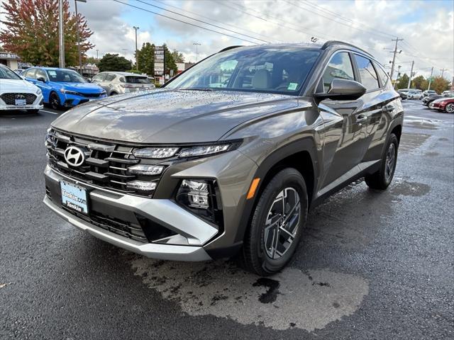 new 2025 Hyundai Tucson Hybrid car, priced at $34,510