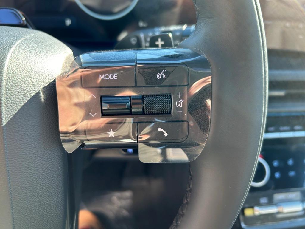 new 2025 Hyundai Santa Fe car, priced at $47,202