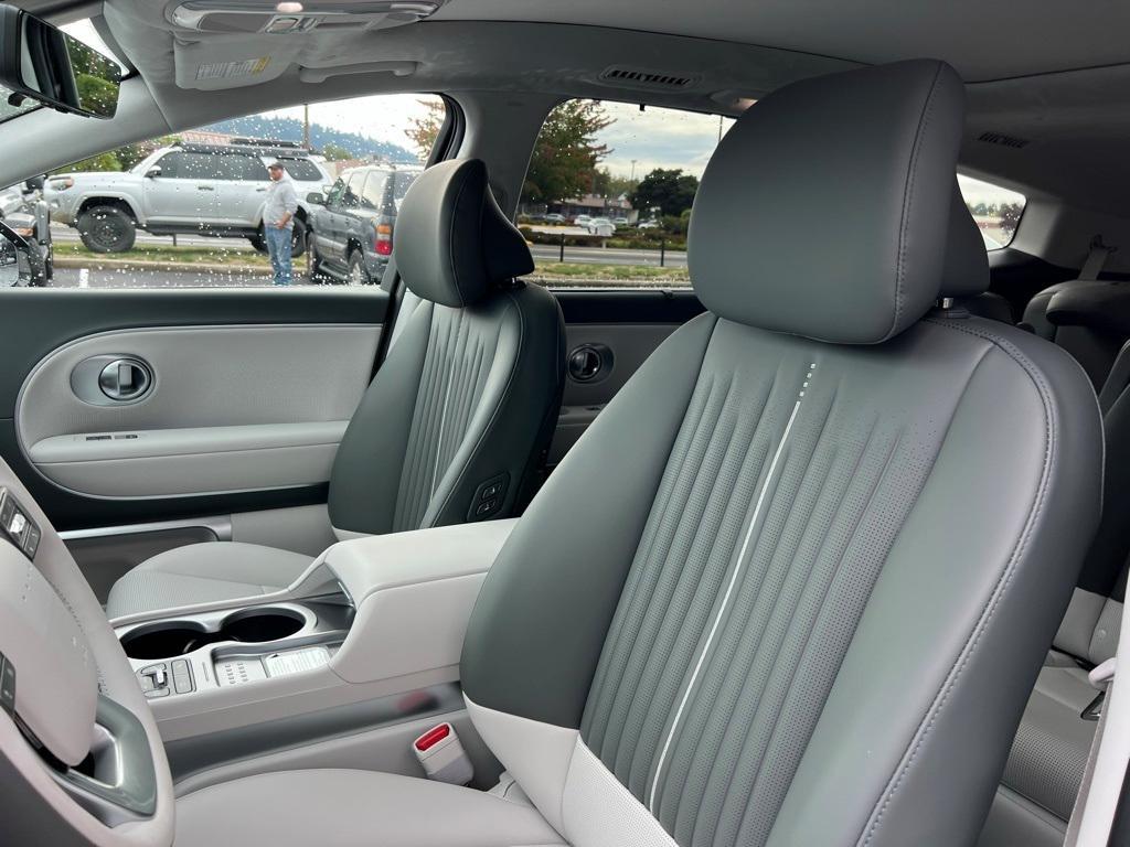 new 2026 Hyundai IONIQ 9 car, priced at $77,615