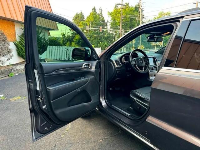 used 2016 Jeep Grand Cherokee car, priced at $15,795