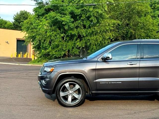 used 2016 Jeep Grand Cherokee car, priced at $15,795