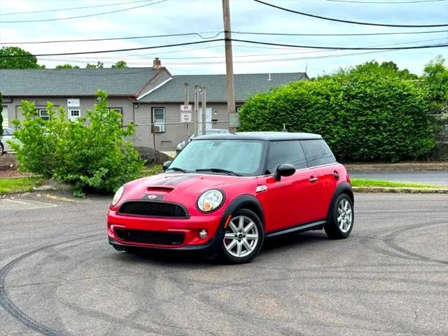 used 2013 MINI Hardtop car, priced at $11,995