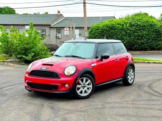 used 2013 MINI Hardtop car, priced at $11,995