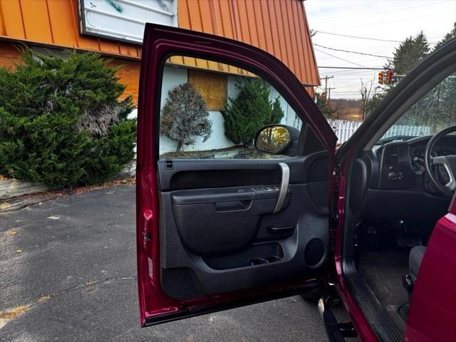 used 2013 Chevrolet Silverado 1500 car, priced at $14,995