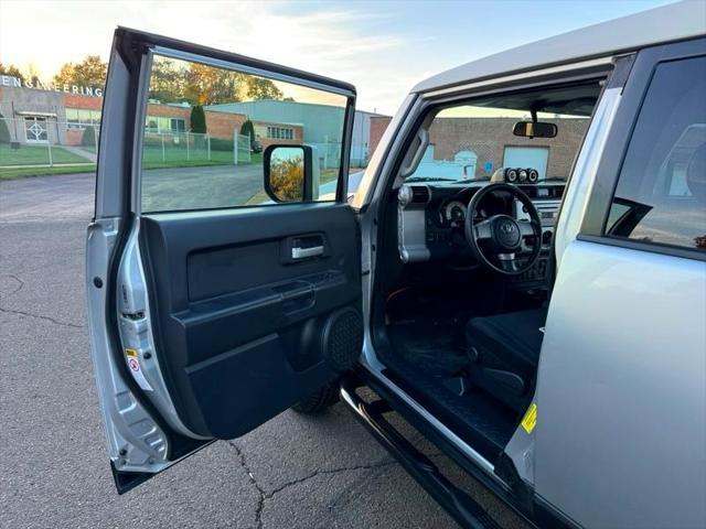 used 2008 Toyota FJ Cruiser car, priced at $15,795