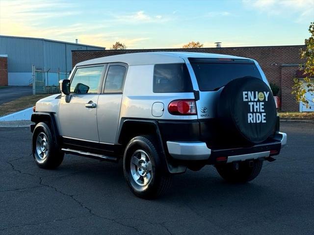 used 2008 Toyota FJ Cruiser car, priced at $15,795