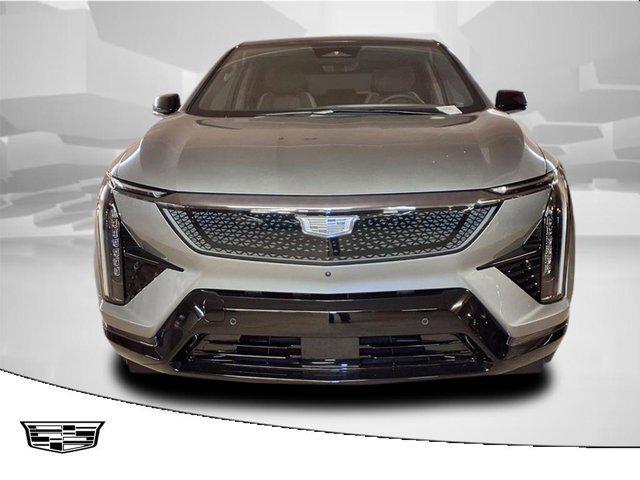 new 2025 Cadillac OPTIQ car, priced at $55,615