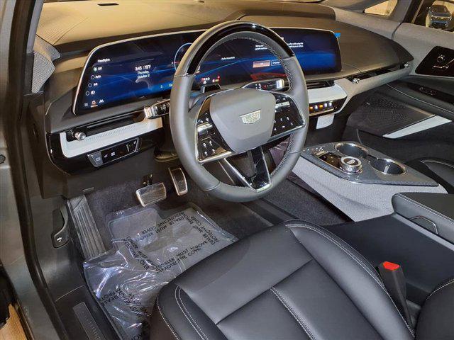 new 2025 Cadillac OPTIQ car, priced at $55,615