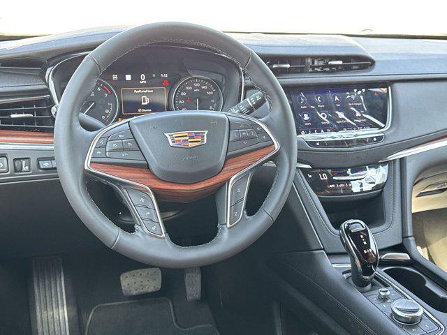 new 2024 Cadillac XT5 car, priced at $59,885