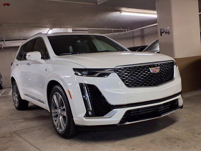 new 2025 Cadillac XT6 car, priced at $57,164