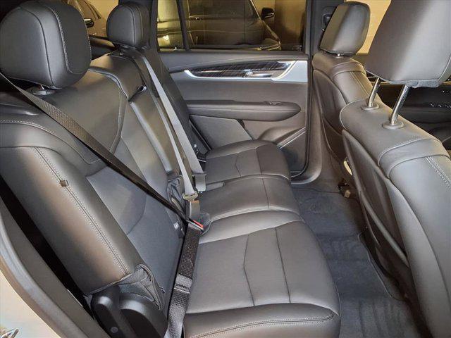 new 2025 Cadillac XT6 car, priced at $57,164