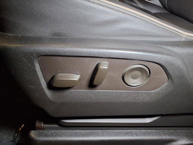 used 2021 GMC Yukon XL car, priced at $40,488