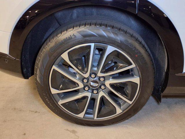 new 2025 Cadillac OPTIQ car, priced at $58,915