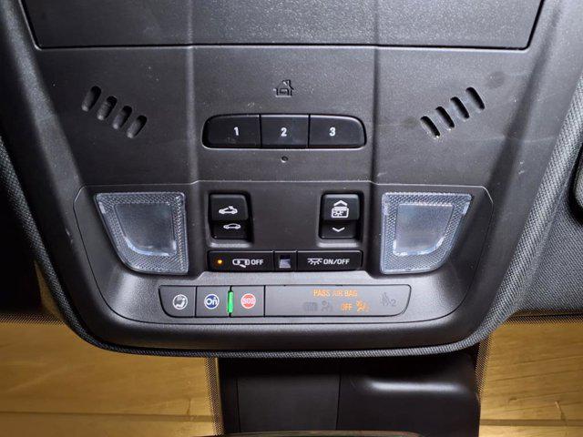 used 2022 Cadillac XT4 car, priced at $26,488