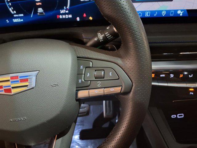 used 2024 Cadillac XT4 car, priced at $39,888