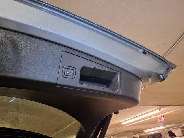 used 2024 Cadillac XT4 car, priced at $38,788