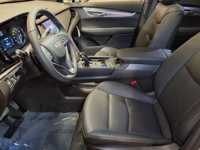 new 2025 Cadillac XT6 car, priced at $48,590