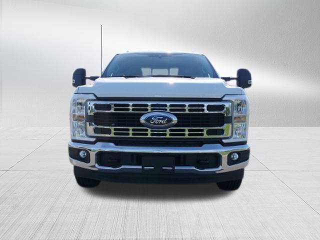 new 2024 Ford F-350 car, priced at $66,350