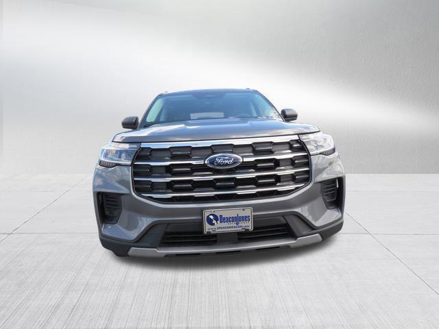 new 2025 Ford Explorer car, priced at $41,350