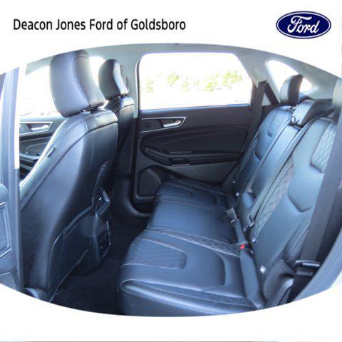used 2023 Ford Edge car