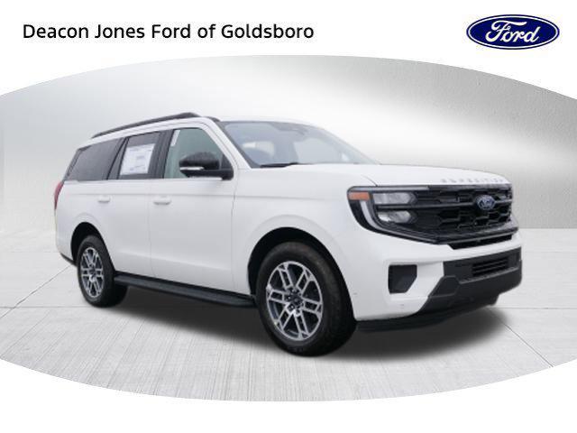 new 2025 Ford Expedition car, priced at $73,470