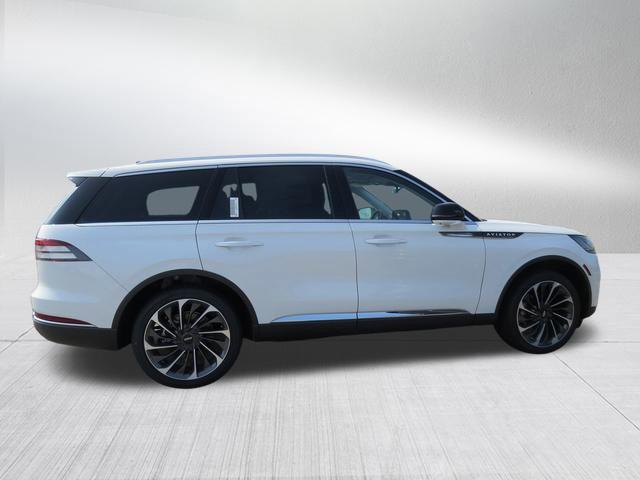 used 2025 Lincoln Aviator car, priced at $75,609