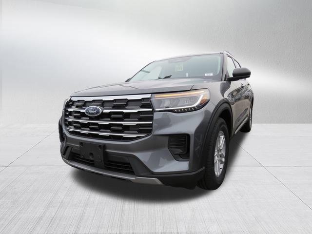 new 2025 Ford Explorer car, priced at $41,450