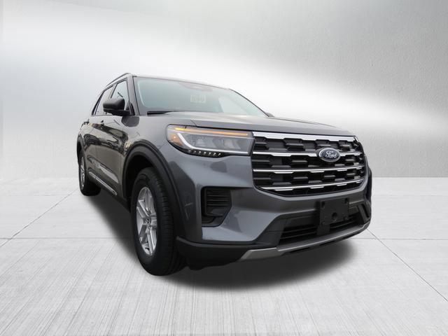 new 2025 Ford Explorer car, priced at $41,450