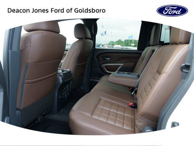 used 2023 Nissan Titan car