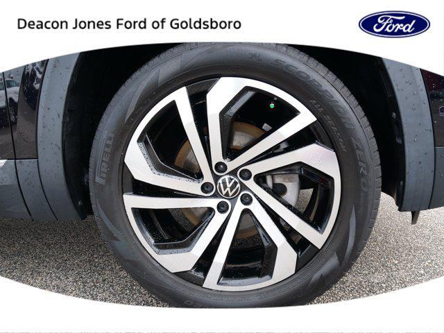used 2021 Volkswagen Atlas car