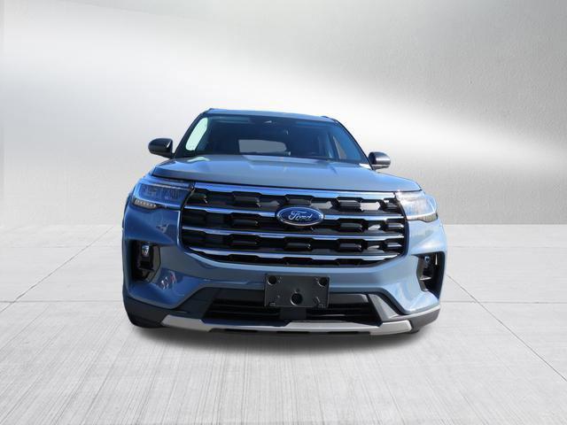 new 2025 Ford Explorer car, priced at $45,305