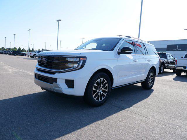 new 2025 Ford Expedition car, priced at $76,425