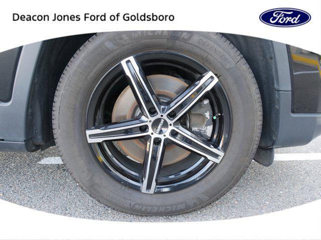 used 2020 Jeep Cherokee car