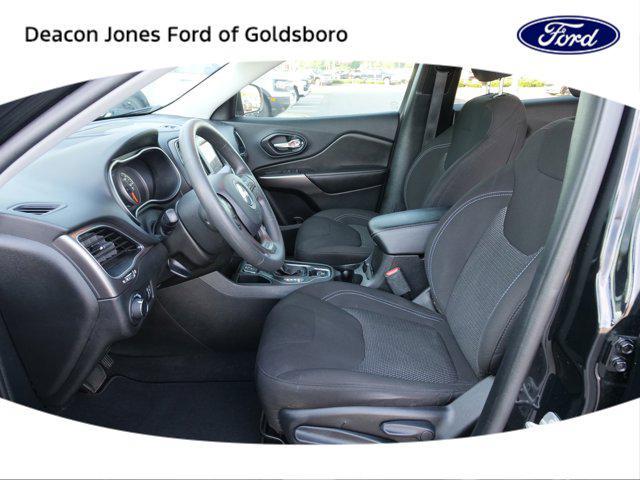 used 2020 Jeep Cherokee car