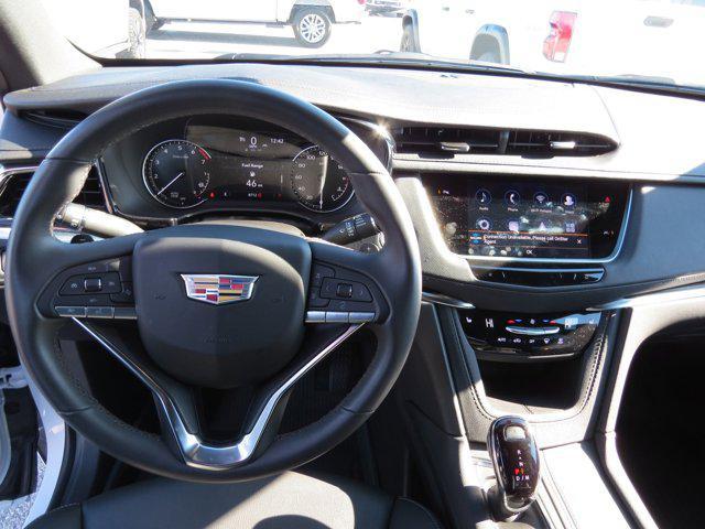 used 2024 Cadillac XT6 car, priced at $48,055