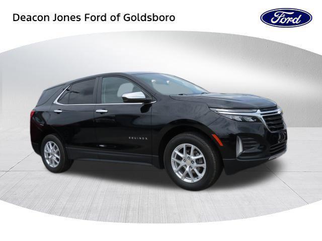 used 2023 Chevrolet Equinox car, priced at $25,015