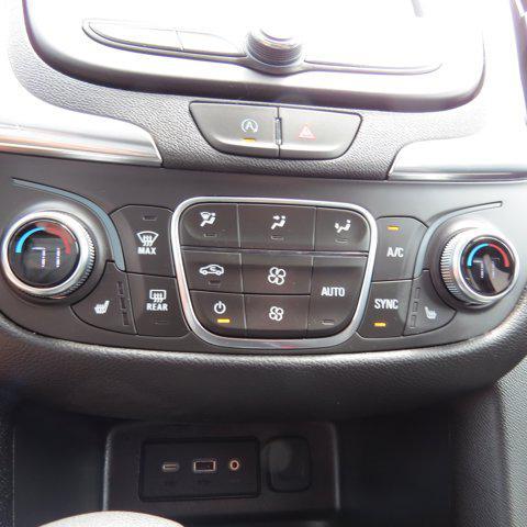 used 2023 Chevrolet Equinox car, priced at $25,015