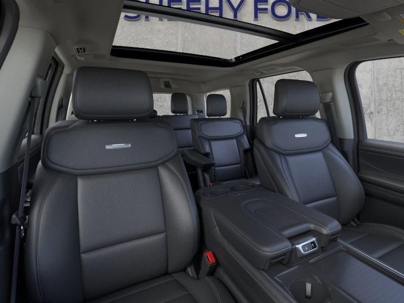 new 2025 Ford Expedition car, priced at $75,098