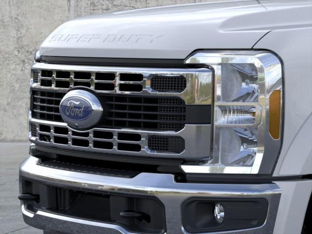 new 2025 Ford F-450 car, priced at $78,334