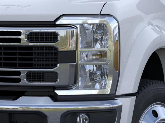 new 2025 Ford F-450 car, priced at $77,527