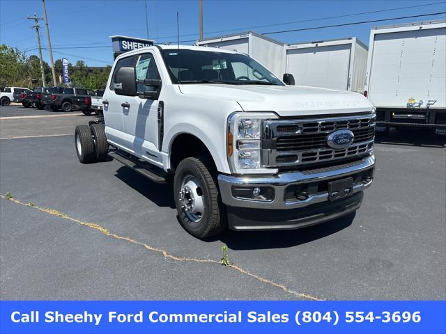 new 2025 Ford F-350 car, priced at $73,260