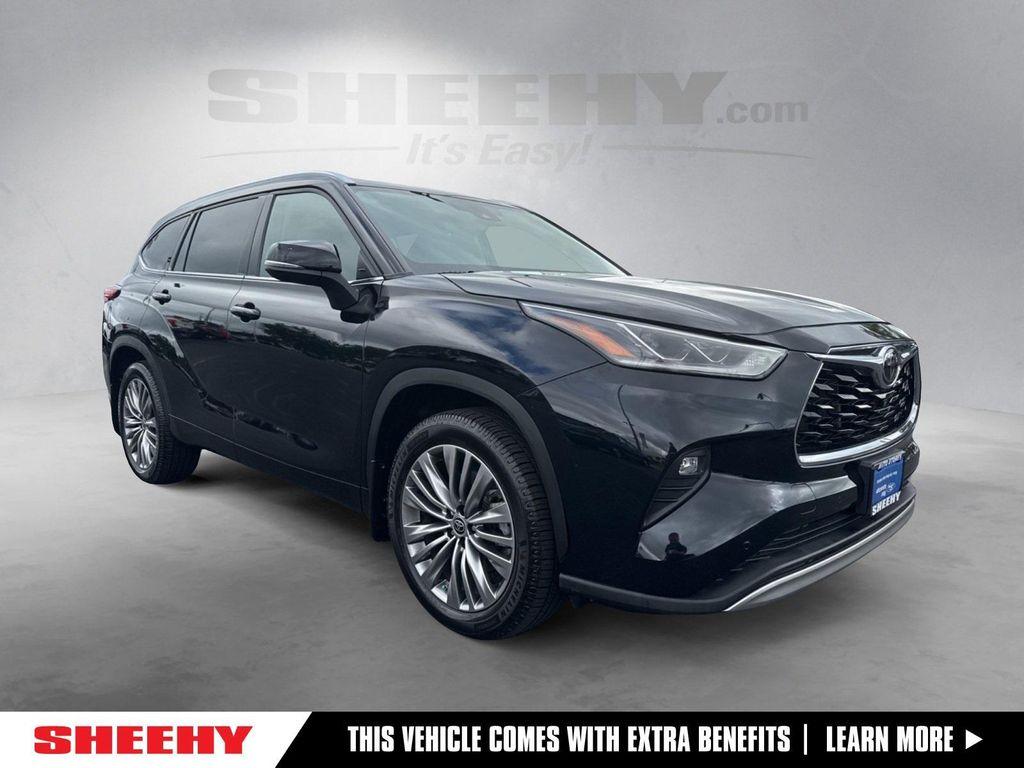 used 2021 Toyota Highlander car, priced at $35,950